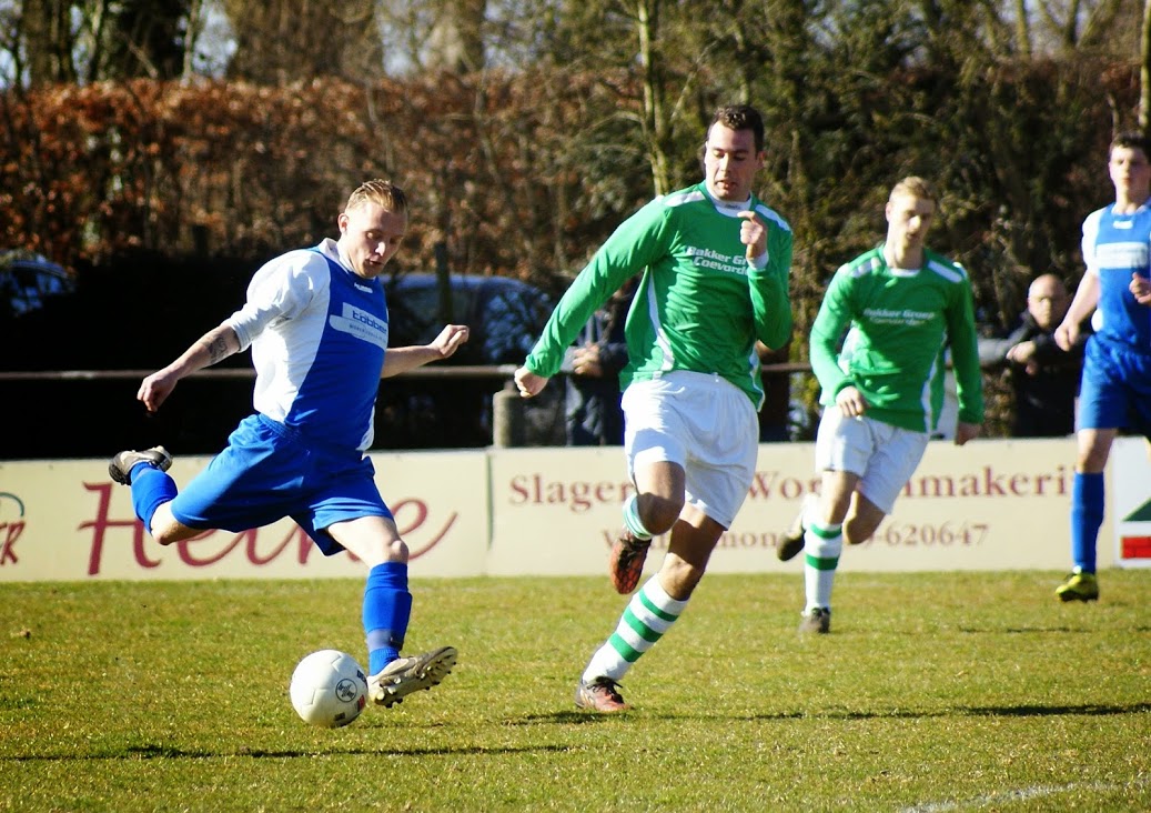 Maikel Platje was tegen Raptim verantwoordelijk voor de 4-2. (Foto: Bennie Schlimbach)